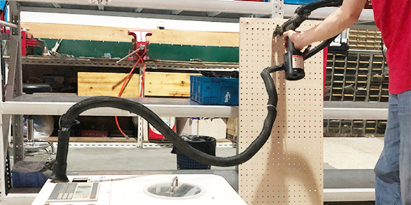 速耐自動化鉚釘槍特點及鉚接機的維護-保養