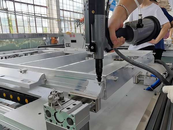 速耐過程監控拉鉚槍介紹及案例展示